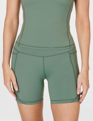 Sweaty Betty Women's Aerial 6" High Waisted Gym Shorts - Lime Green, Lime Green