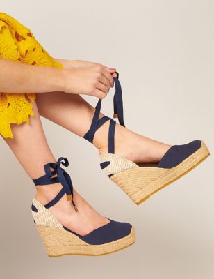 Jones Bootmaker Women's Canvas Ankle Strap Wedge Espadrilles - 6 - Navy Mix, Navy Mix,Beige Mix