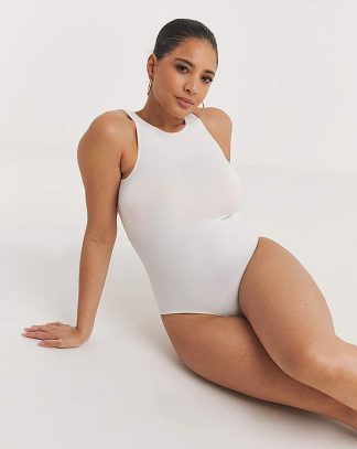 Magisculpt Smoothing Racer Bodysuit