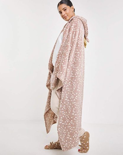 Reindeer Lounge Slanket with Socks