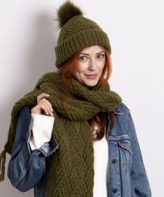 Damart Totes Ladies Knitted Hat & Scarf Gift Set