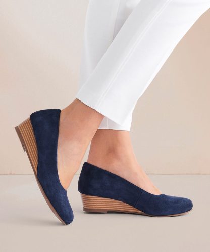 Damart Wedge Court Shoe