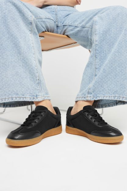 Lts Black Retro Gum Sole Trainer In Standard Fit Standard > 13 Lts | Tall Women's Lace Up Trainers