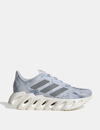 Adidas Women's Switch Fwd Running Trainers - 4.5 - Light Blue, Light Blue