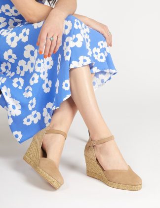 Jones Bootmaker Women's Suede Ankle Strap Wedge Espadrilles - 3 - Sand, Sand