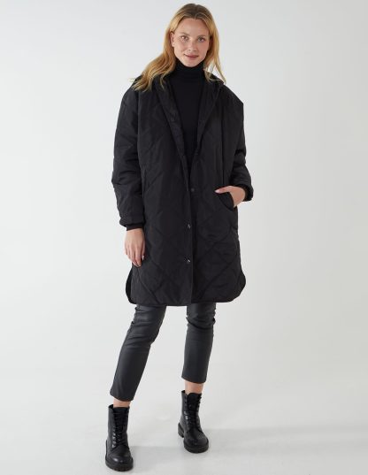 Diamond Quilted Coat - M / BLACK