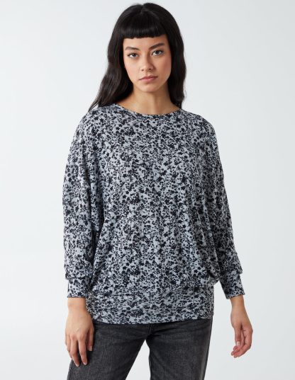 Mini Floral Print Deep Hem Batwing Top - L / BLACK/GREY