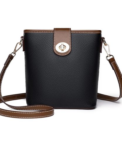 Damart Envy Leather Shoulder Bag